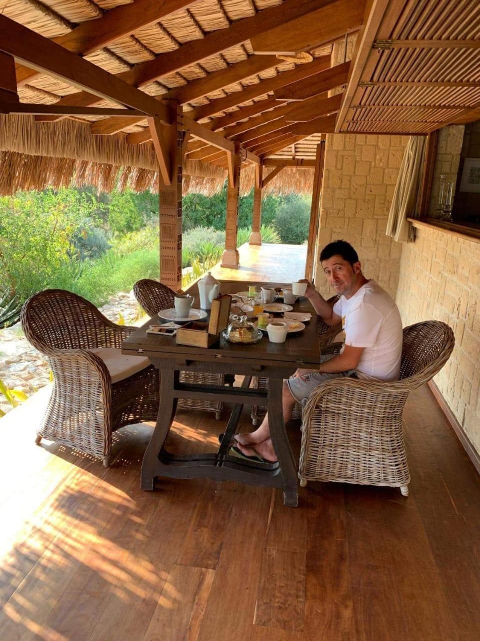 Bed and Breakfast Demeure De La Compagnie Generale Des Huiles Precieuses Ifaty Exterior foto