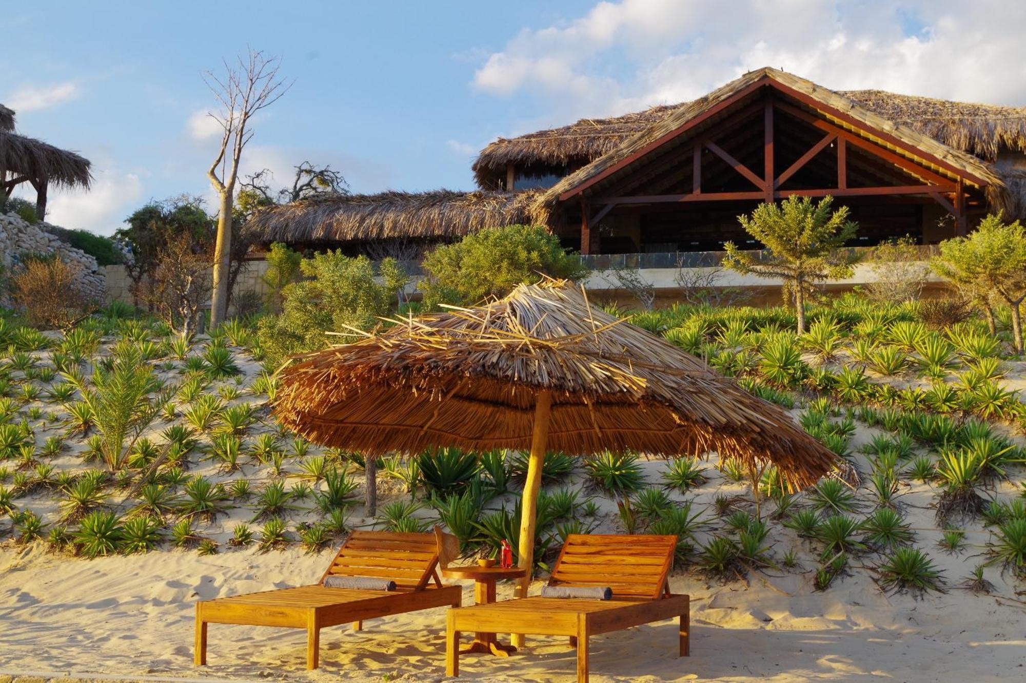 Bed and Breakfast Demeure De La Compagnie Generale Des Huiles Precieuses Ifaty Exterior foto