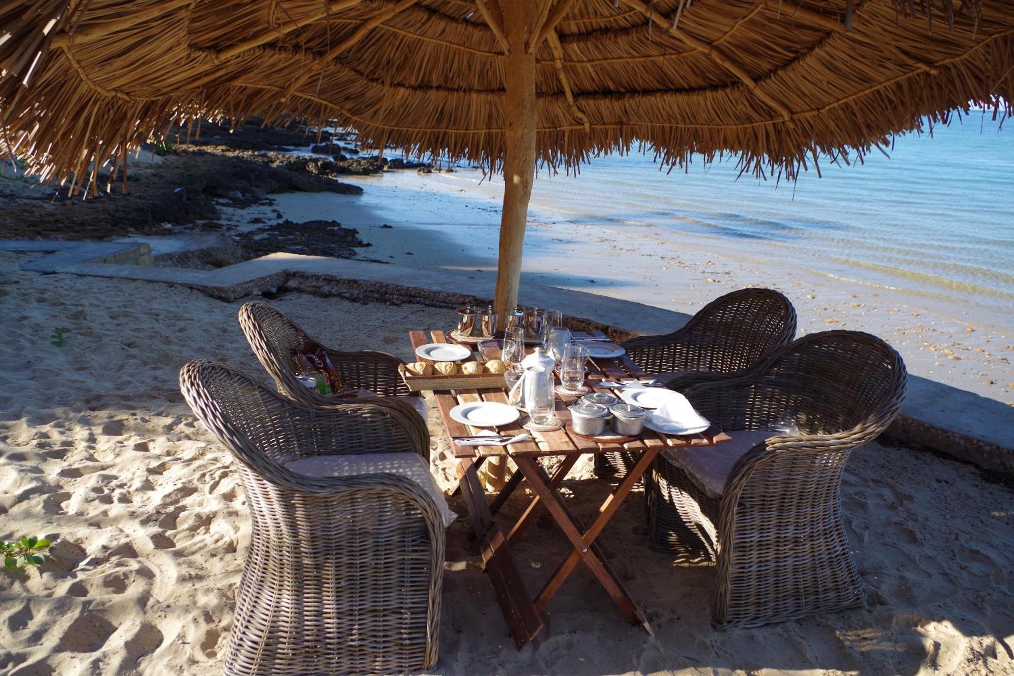 Bed and Breakfast Demeure De La Compagnie Generale Des Huiles Precieuses Ifaty Exterior foto