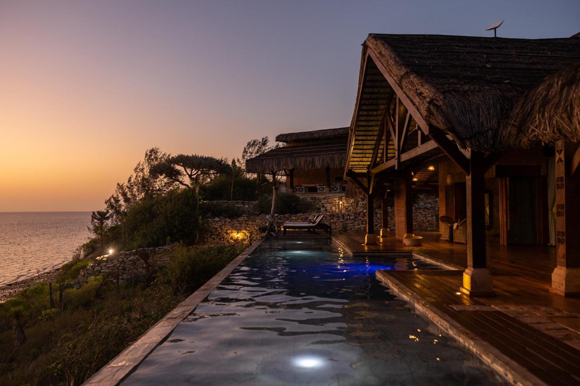Bed and Breakfast Demeure De La Compagnie Generale Des Huiles Precieuses Ifaty Exterior foto